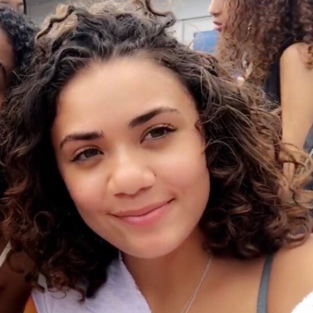 Meet your Posher, Melina